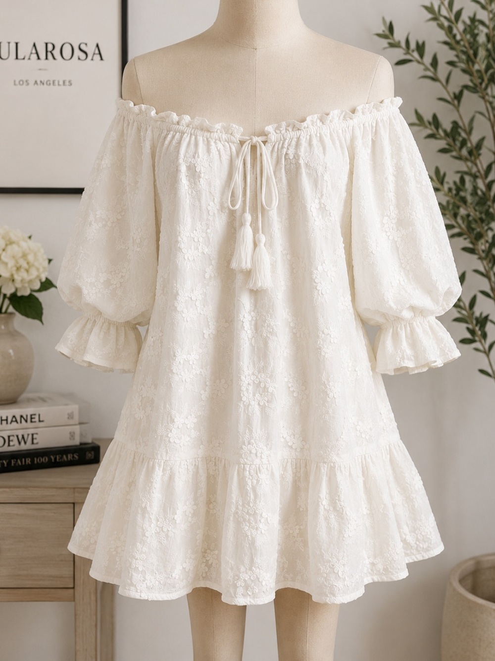 Tularosa Cream Cotton Embroidered Mini Dress XXS NWT Boho Puff Sleeve